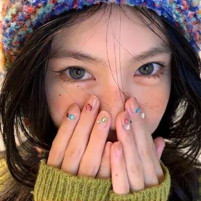百合的故事 封面