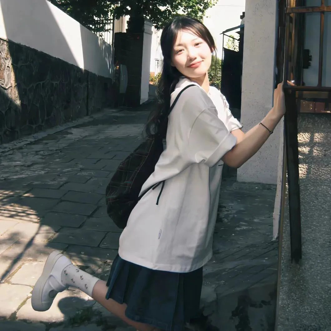 大白鲨 封面