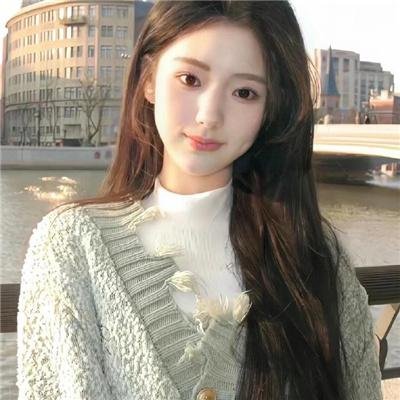 夜幕女王 封面